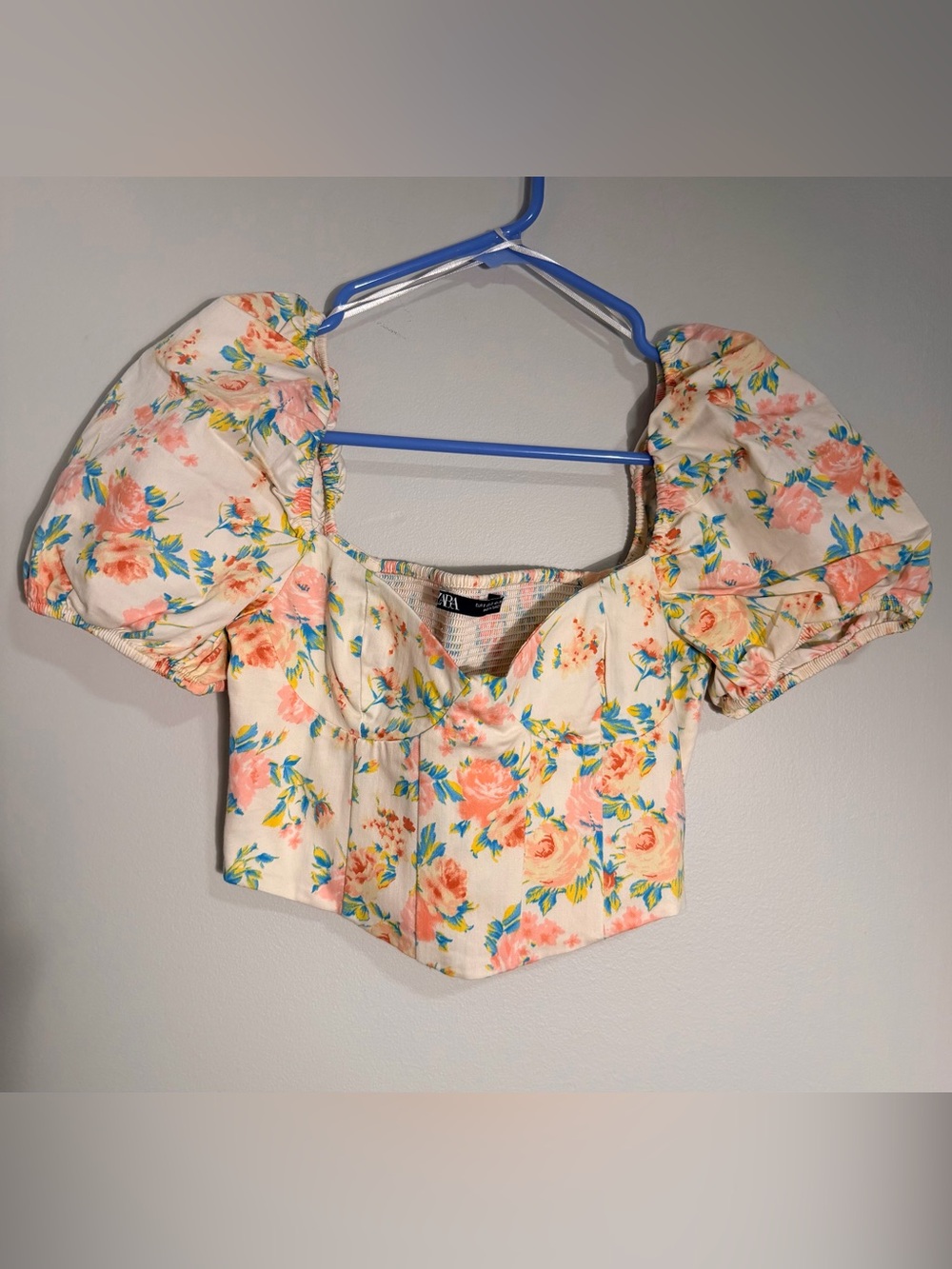 ZARA Cream Floral Puff-Sleeve Crop Top